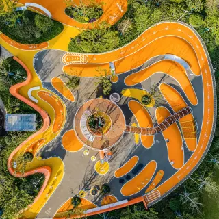 Integrated Outdoor Adventure Park - Multi-Functional Pump Track and Climbing Playground for Urban Public Spaces - HonPlay