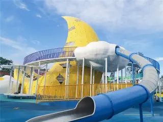 Moon & Cloud Themed Outdoor Playground - Custom Large-Scale Play Structure — HonPlay
