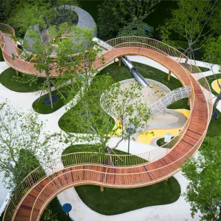 Elevated Wooden Skywalk Playground - Multi-level Adventure Trail for Singapore Urban Parks - HonPlay