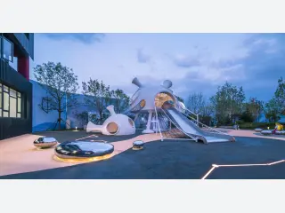 Futuristic Organic-Shaped Playground Structure - Custom Outdoor Non-Powered Play Equipment — HonPlay