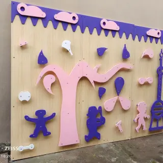 Interactive Wall Climbing Panel - Creative Indoor Play Equipment for Berlin Kindergarten - HonPlay