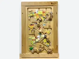 World Map Wooden Wall Maze - Interactive Educational Play Panel — HonPlay