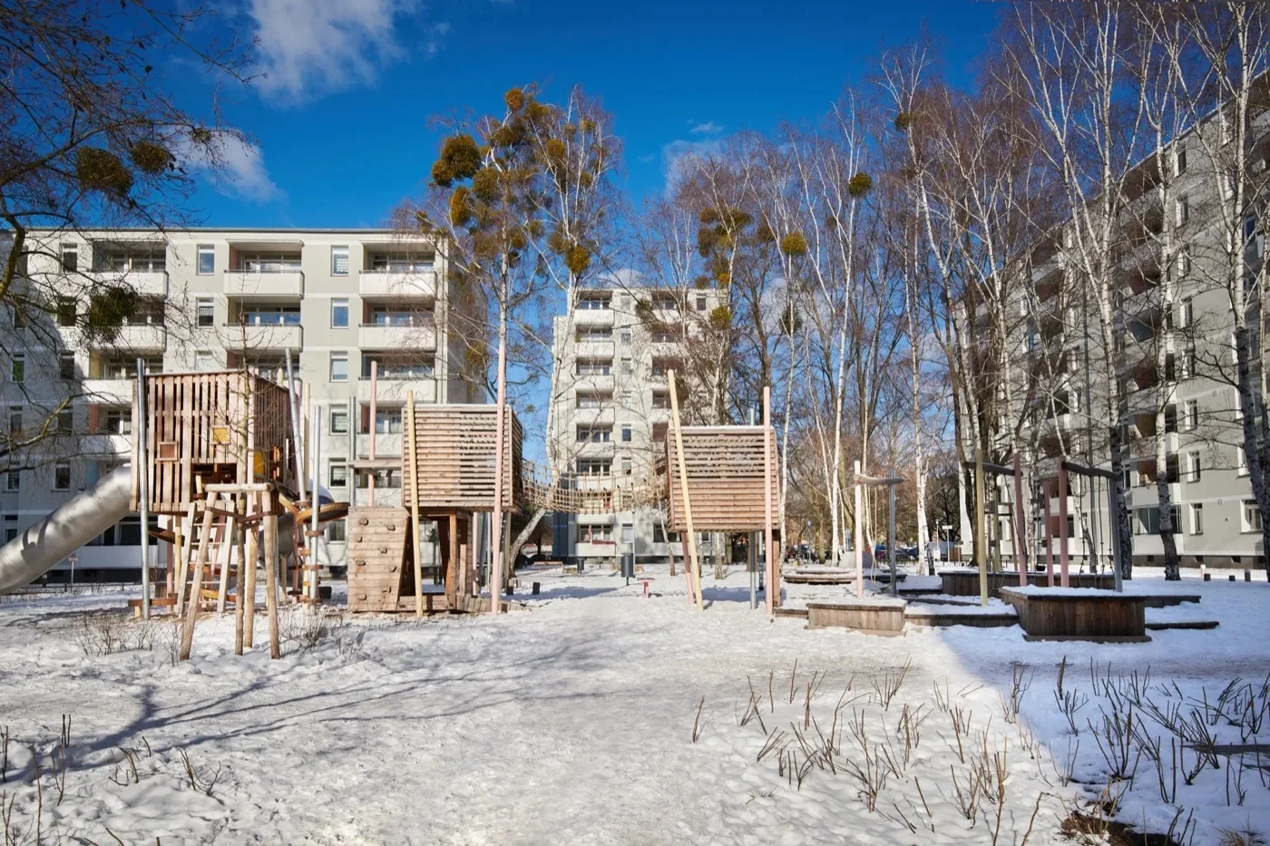 wooden multi level adventure tower eco, Iconic, Custom Landmark, Engineering Masterpiece by HonPlay - installation and use case