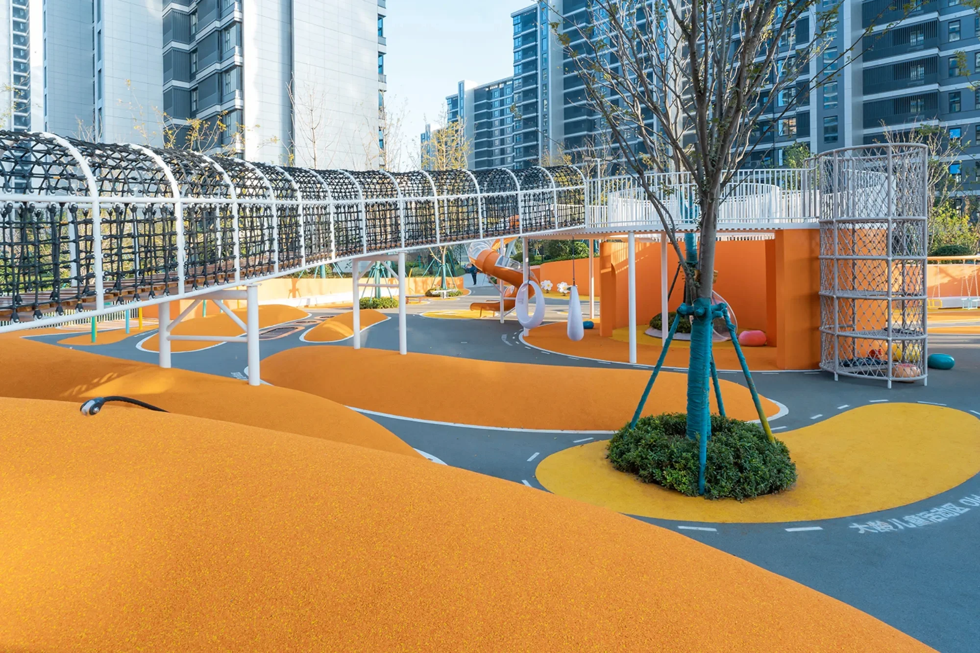 integrated outdoor adventure park multi functional, Iconic, Custom Landmark, Engineering Masterpiece by HonPlay - additional product views